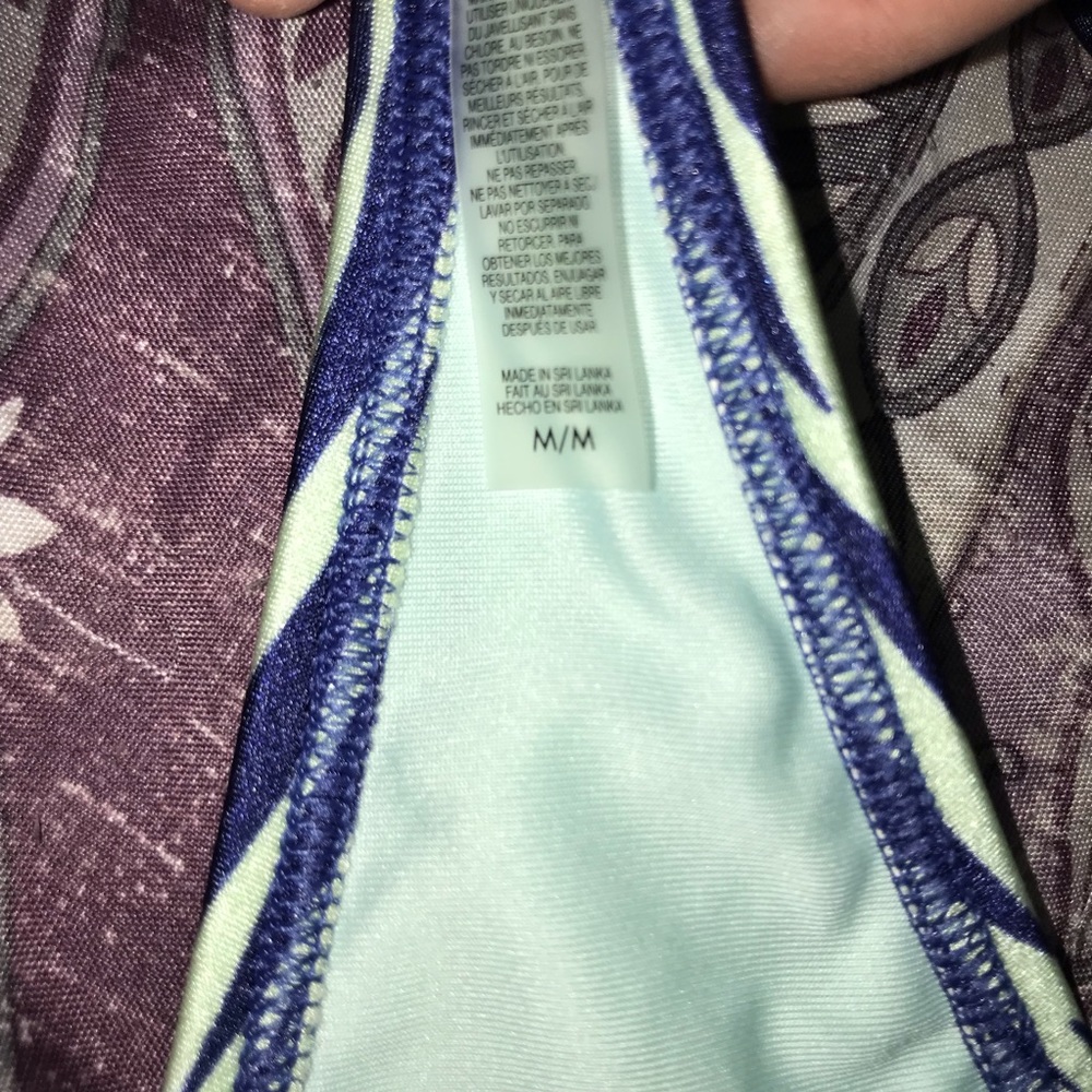 VS Pattern Bikini Top - Picture 3 of 3